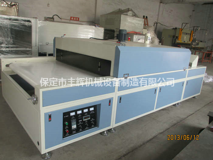 烘干固化隧道爐運(yùn)行平穩(wěn)，生產(chǎn)效率高